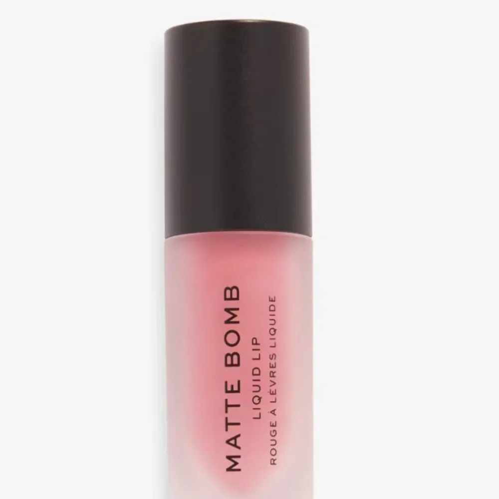 Revolution Beauty Matte Bomb‎ Liquid Lip